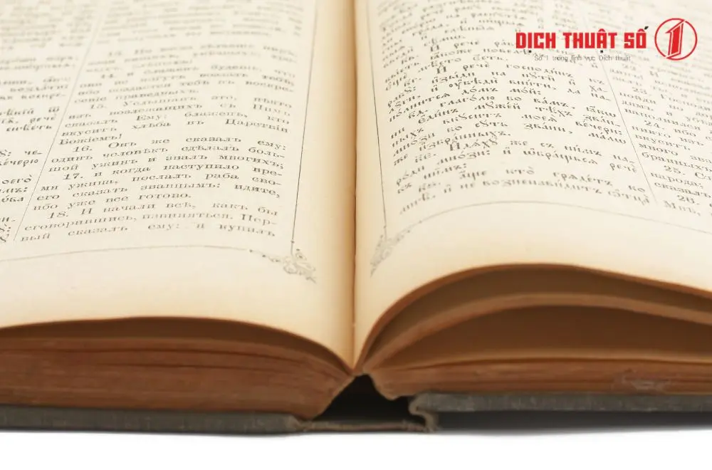 Sách học tiếng Nga là gì?